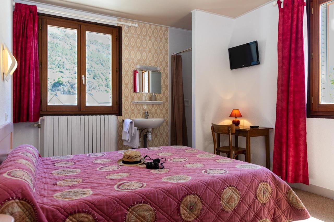 Hotel De La Mairie LʼArgentière-la-Bessée エクステリア 写真